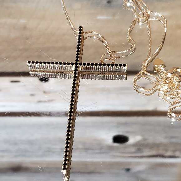 AAA Black Zircon & Gold Cross Necklace.   3" Across - Picture 1 of 11